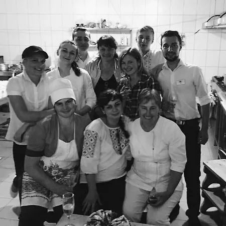 Oksamit אורחן וורוכטה