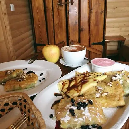 Oksamit * וורוכטה