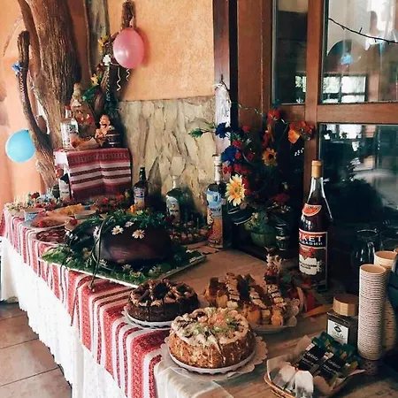 Oksamit * וורוכטה