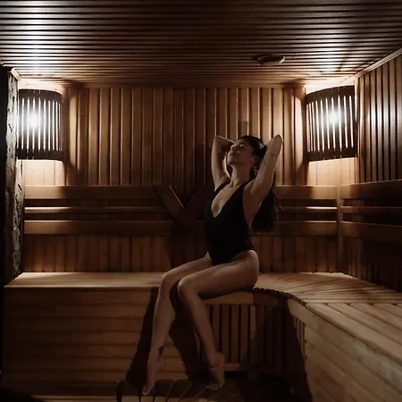 אורחן Oksamit *