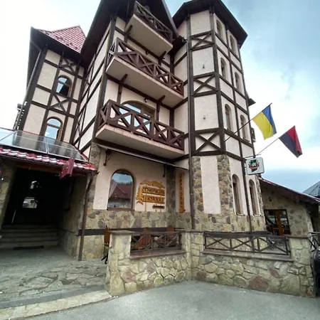 Oksamit Inn
